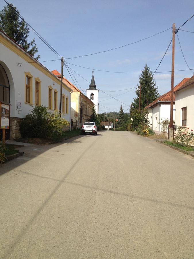 Hotel Levendula Porta és Pajtaszínház Orfű Exterior foto